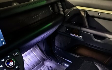 Land Rover Defender II, 2021 год, 4 900 000 рублей, 12 фотография
