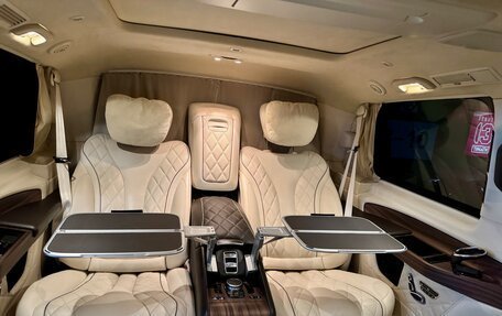 Mercedes-Benz V-Класс, 2018 год, 5 800 000 рублей, 12 фотография