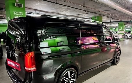 Mercedes-Benz V-Класс, 2018 год, 5 800 000 рублей, 3 фотография