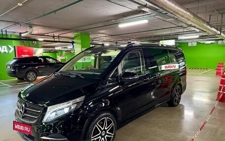 Mercedes-Benz V-Класс, 2018 год, 5 800 000 рублей, 7 фотография