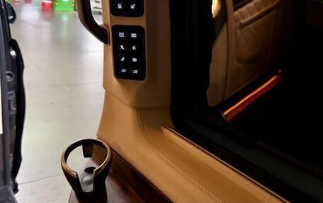 Mercedes-Benz V-Класс, 2018 год, 5 800 000 рублей, 17 фотография