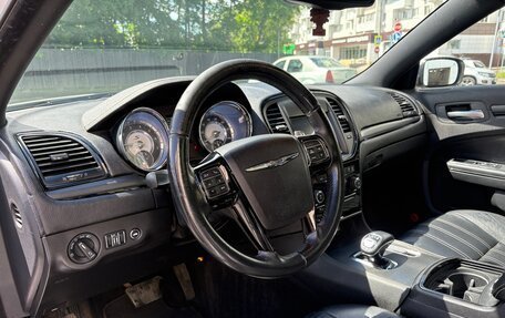 Chrysler 300C II, 2012 год, 1 650 000 рублей, 9 фотография