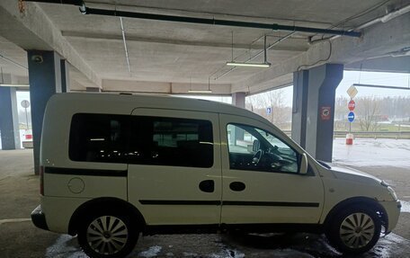 Opel Combo C, 2008 год, 297 000 рублей, 3 фотография