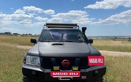 Nissan Patrol, 2006 год, 2 500 000 рублей, 2 фотография