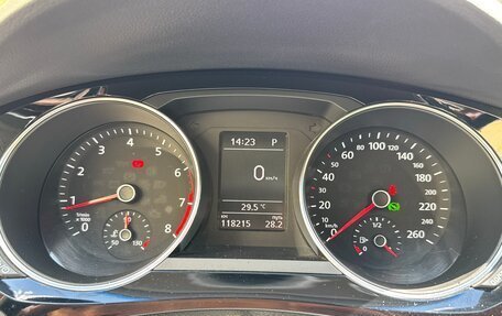 Volkswagen Jetta VI, 2017 год, 2 000 000 рублей, 17 фотография