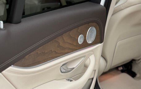 Mercedes-Benz E-Класс, 2017 год, 3 900 000 рублей, 11 фотография