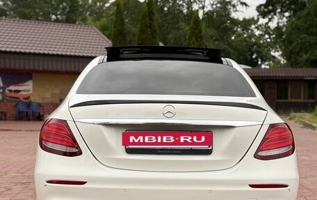 Mercedes-Benz E-Класс, 2017 год, 3 900 000 рублей, 6 фотография