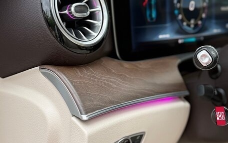 Mercedes-Benz E-Класс, 2017 год, 3 900 000 рублей, 25 фотография