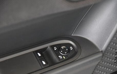 MINI Hatch, 2023 год, 2 099 000 рублей, 13 фотография
