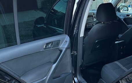Volkswagen Tiguan I, 2010 год, 1 000 000 рублей, 11 фотография