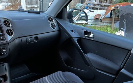 Volkswagen Tiguan I, 2010 год, 1 000 000 рублей, 14 фотография