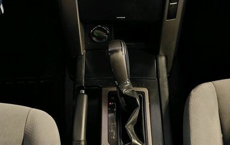 Toyota Land Cruiser Prado 150 рестайлинг 2, 2012 год, 2 889 000 рублей, 10 фотография