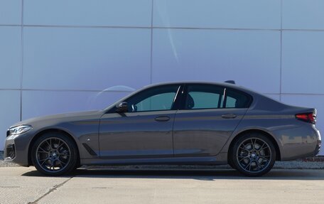BMW 5 серия, 2020 год, 5 990 000 рублей, 4 фотография