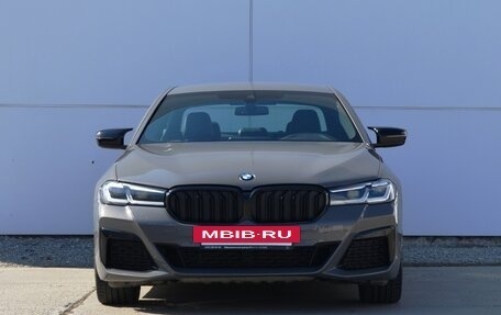 BMW 5 серия, 2020 год, 5 990 000 рублей, 3 фотография