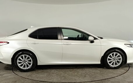 Toyota Camry, 2022 год, 3 030 000 рублей, 8 фотография