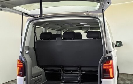 Volkswagen Caravelle T6 рестайлинг, 2020 год, 4 790 000 рублей, 17 фотография