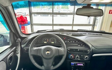 Chevrolet Niva I рестайлинг, 2015 год, 729 900 рублей, 7 фотография