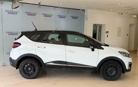 Renault Kaptur I рестайлинг, 2021 год, 997 000 рублей, 4 фотография