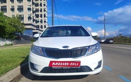 KIA Rio III рестайлинг, 2014 год, 820 000 рублей, 2 фотография