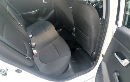 KIA Rio III рестайлинг, 2014 год, 820 000 рублей, 15 фотография