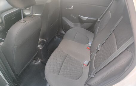 KIA Rio III рестайлинг, 2014 год, 820 000 рублей, 18 фотография