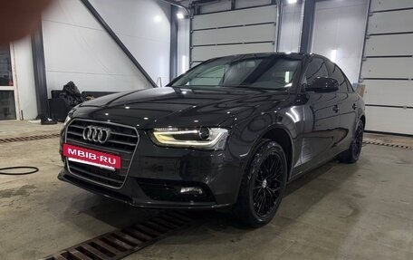 Audi A4, 2012 год, 1 300 000 рублей, 2 фотография
