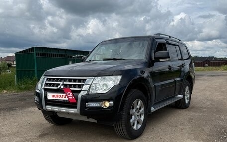 Mitsubishi Pajero IV, 2014 год, 2 300 000 рублей, 2 фотография