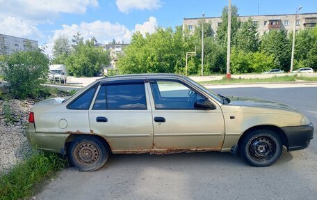 Daewoo Nexia I рестайлинг, 2010 год, 73 000 рублей, 3 фотография
