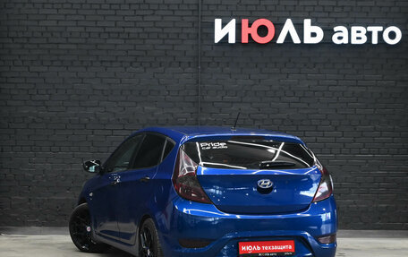 Hyundai Solaris II рестайлинг, 2014 год, 850 000 рублей, 4 фотография