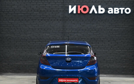 Hyundai Solaris II рестайлинг, 2014 год, 850 000 рублей, 5 фотография