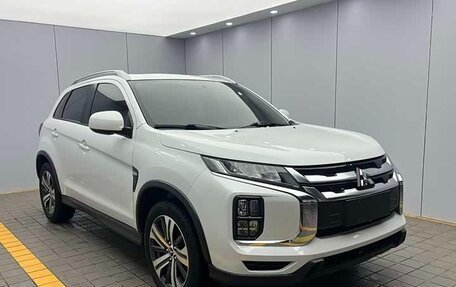 Mitsubishi ASX I рестайлинг, 2022 год, 1 680 000 рублей, 3 фотография