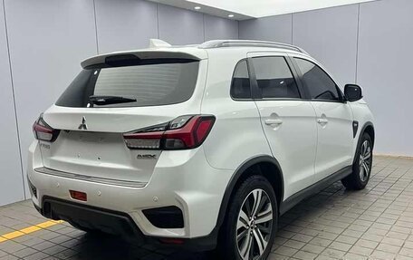 Mitsubishi ASX I рестайлинг, 2022 год, 1 680 000 рублей, 6 фотография