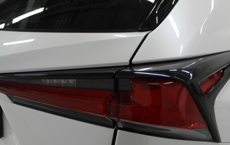 Lexus NX I, 2017 год, 3 000 000 рублей, 10 фотография