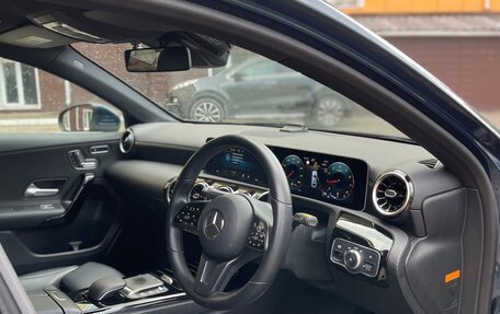 Mercedes-Benz A-Класс, 2020 год, 1 900 000 рублей, 7 фотография