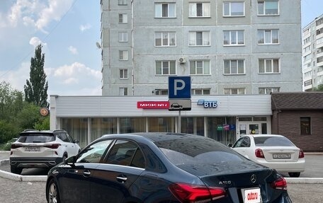 Mercedes-Benz A-Класс, 2020 год, 1 900 000 рублей, 2 фотография