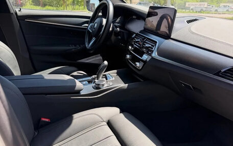 BMW 5 серия, 2023 год, 4 780 000 рублей, 10 фотография