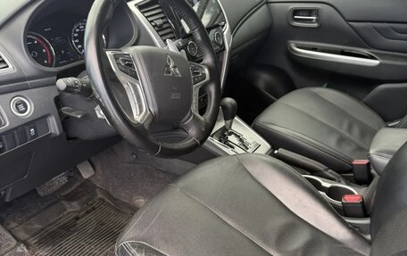 Mitsubishi L200 IV рестайлинг, 2022 год, 3 600 000 рублей, 4 фотография