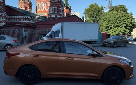 Hyundai Solaris II рестайлинг, 2017 год, 1 100 000 рублей, 6 фотография