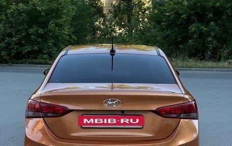 Hyundai Solaris II рестайлинг, 2017 год, 1 100 000 рублей, 4 фотография