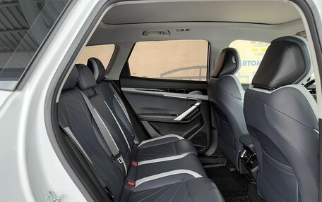 Geely Atlas, 2023 год, 2 699 000 рублей, 14 фотография