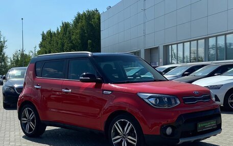 KIA Soul II рестайлинг, 2018 год, 1 750 000 рублей, 3 фотография