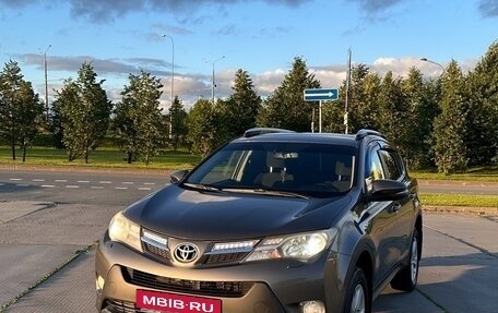 Toyota RAV4, 2013 год, 1 890 000 рублей, 1 фотография