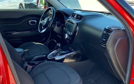 KIA Soul II рестайлинг, 2018 год, 1 750 000 рублей, 8 фотография
