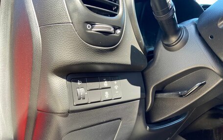 KIA Soul II рестайлинг, 2018 год, 1 750 000 рублей, 26 фотография