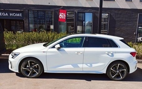 Audi A3, 2022 год, 1 900 000 рублей, 3 фотография