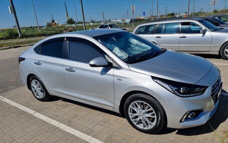 Hyundai Solaris II рестайлинг, 2017 год, 1 170 000 рублей, 2 фотография