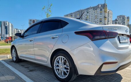 Hyundai Solaris II рестайлинг, 2017 год, 1 170 000 рублей, 5 фотография