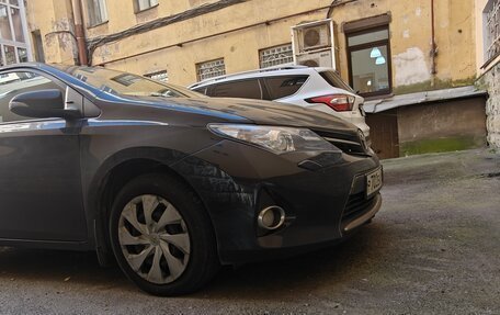 Toyota Auris II, 2014 год, 950 000 рублей, 5 фотография