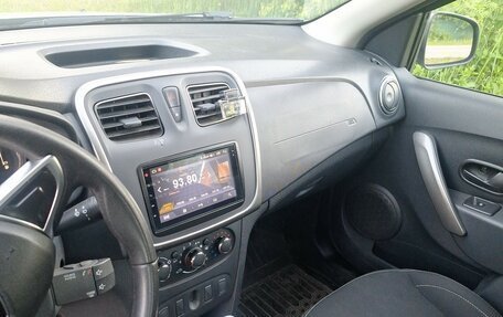 Renault Logan II, 2021 год, 1 075 000 рублей, 9 фотография