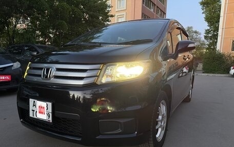 Honda Freed I, 2012 год, 855 000 рублей, 5 фотография